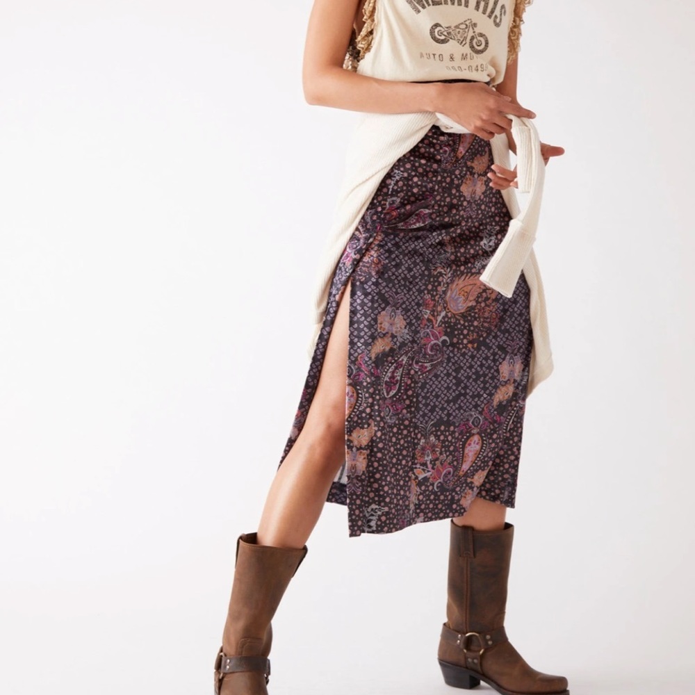 COPY - NWOT Free People Romano velvet skirt